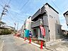 外観：雨風から守るだけでなく、防犯面でも安心のビルトインガレージ。(令和8年9月撮影)
