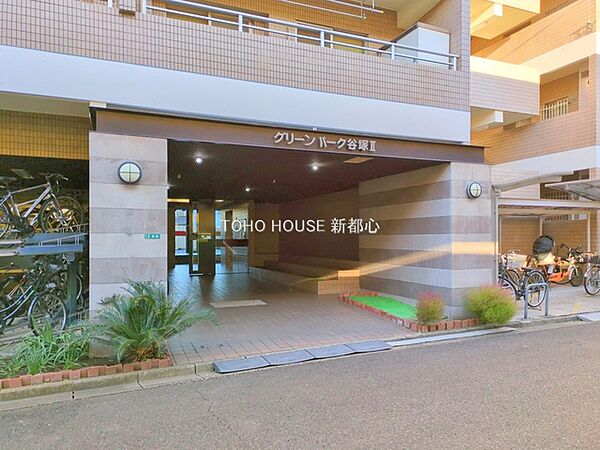 エントランスを拡大表示