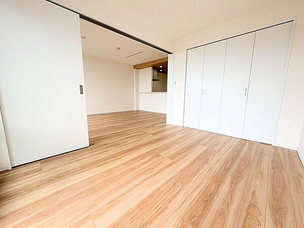 寝室を拡大表示