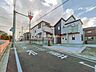 外観：前面道路含む現地