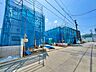 外観：2階は全居室二面採光、採光に富んだ設計で明るい空間を演出。(令和8年7月撮影)
