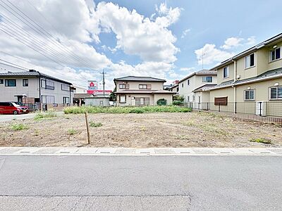 外観:【2区画】上尾駅まで徒歩11分、買い物施設が充実した住環境です。 外観:【2区画】上尾駅まで徒歩11分、買い物施設が充実した住環境です。
