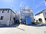 外観：18帖以上のＬＤＫは一体感のある対面式キッチンを採用。(令和8年9月撮影)