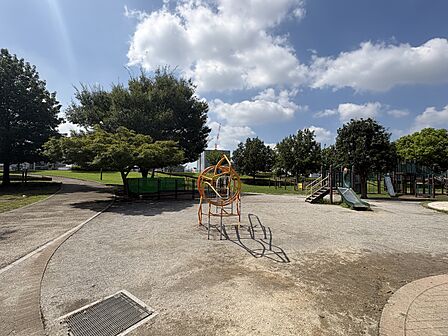 新田さくら公園まで約170m