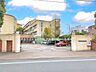 周辺：草加市立松江中学校 780m