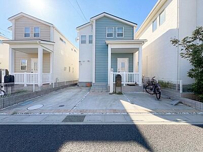 外観:2023年12月築、ゆとりの敷地面積35坪以上のお住まい。(令和8年10月撮影) 外観:2023年12月築、ゆとりの敷地面積35坪以上のお住まい。(令和8年10月撮影)