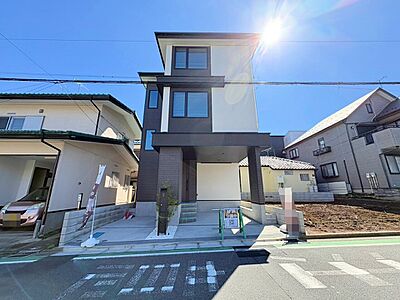 外観:北与野駅まで徒歩7分の立地。設計者の拘りが伝わってくる素敵な建物です。 外観:北与野駅まで徒歩7分の立地。設計者の拘りが伝わってくる素敵な建物です。