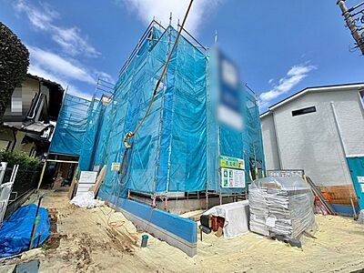 外観：【2号棟】奥が当物件。大和田駅まで徒歩19分の立地。(令和8年9月撮影)