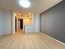 ベントルナータ 101 1階1LDKのリビング/ダイニング