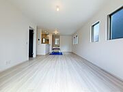 子供の笑い声やママとパパの楽しい会話、料理をする音や、テレビの音など当たり前の生活が送ることができる幸せ。そんな幸せをこの家で作り上げてみてはいかがですか。