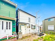 ここから始まる「日常」はご家族にとって大切で貴重な時間。少しでも豊かに、少しでも快適に。そんな想いから生まれた本邸宅は、これから先のお住まいをきっと支えてくれるはずです。
