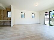 子供の笑い声やママとパパの楽しい会話、料理をする音や、テレビの音など当たり前の生活が送ることができる幸せ。そんな幸せをこの家で作り上げてみてはいかがですか。