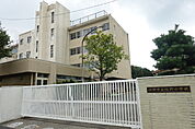 佐野市立佐野小学校まで419m