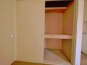 写真は同タイプの別の部屋です