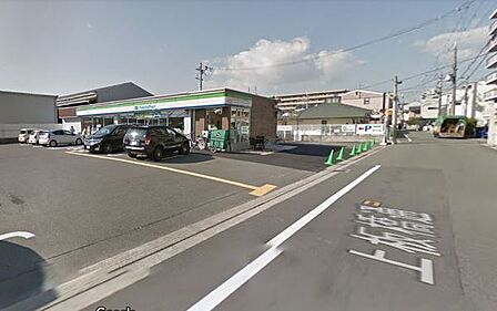 ファミリーマート伏見舞台町店まで411m