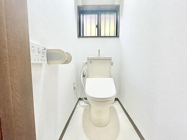 トイレを拡大表示