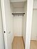 収納：玄関にも収納完備♪上着などをすっきりと収納できます♪
