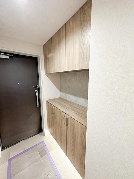 玄関を拡大表示