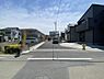 その他：前面道路含む現地の様子です。