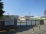 福生市立福生第二小学校まで50m