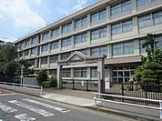 羽村市立小作台小学校まで1029m