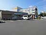 周辺：ファミリーマート瑞穂長岡四丁目店まで590m