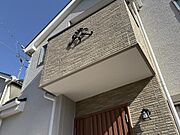 アイアンの飾りがおしゃれです。令和7年10月リフォーム済住宅。