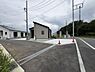 その他：前面道路を含めた現地の様子です。