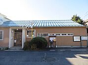 青梅幼稚園まで589m