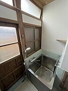 コンパクトな浴室
