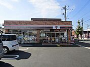 セブンイレブン小作駅西口店まで685m