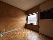 木目が温かみを感じさせます。