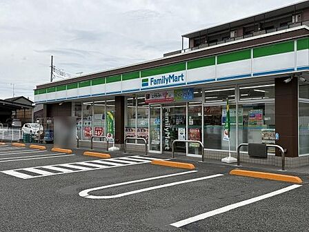 ファミリーマート青梅末広町二丁目店まで174m