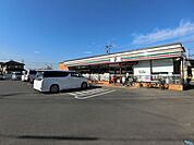 セブンイレブン千葉大宮台3丁目店まで588m