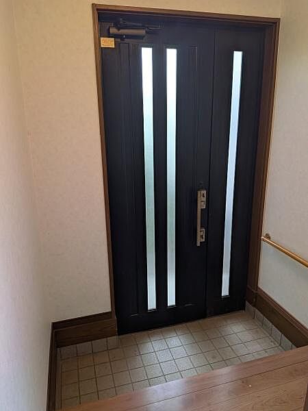 玄関を拡大表示