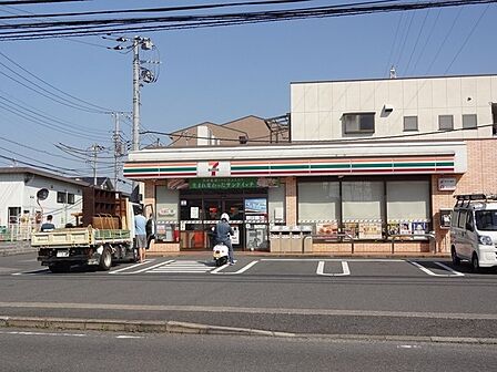 セブンイレブン柏中新宿店まで474m