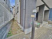 玄関アプローチ