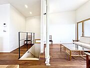 家具・小物類はディスプレイ用です。
