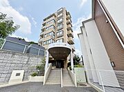 南浦和駅からバス便あり。「京浜東北線」含め2路線利用で都心へのアクセス良好。7階部分、南東向き、通風＆陽あたり＆眺望良好。2025年5月リノベーション完了。
