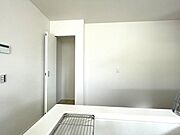 食材をストックするのに便利なパントリー