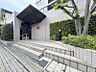 外観：～ぜひ現地をご確認下さい～周辺に高い建物は無く良好なロケーションと共に高い資産性が期待できます。見る人々に幸せな気持ちを与え、美しさや温かさを感じさせる特別な場所となっています。
