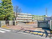 川口市立新郷小学校 600m