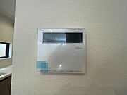 床暖房付きのリビングで足元からポカポカです。