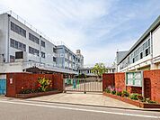 練馬区立三原台中学校 950m