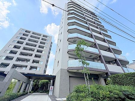 開放感のある三方角部屋。ビックターミナル「大宮」駅から都心にダイレクトアクセス可能です。