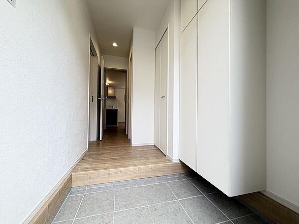 玄関を拡大表示