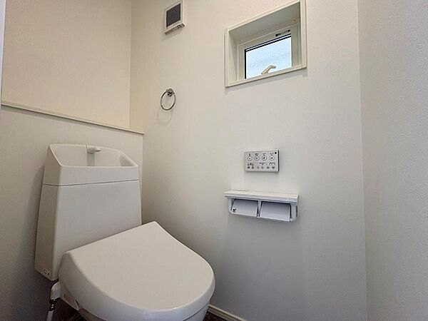 トイレを拡大表示