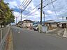 外観：前面道路含む現地