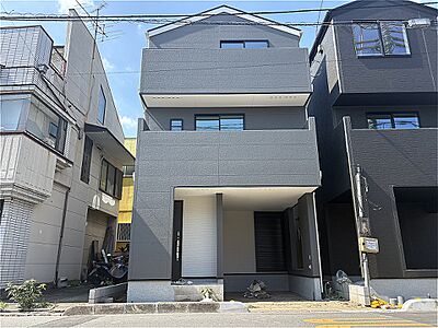 外観:西川口駅からバス便あり耐震等級3取得。夏は涼しく、冬暖かい断熱等級6の家。 外観:西川口駅からバス便あり耐震等級3取得。夏は涼しく、冬暖かい断熱等級6の家。