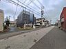 外観：前面道路含む現地